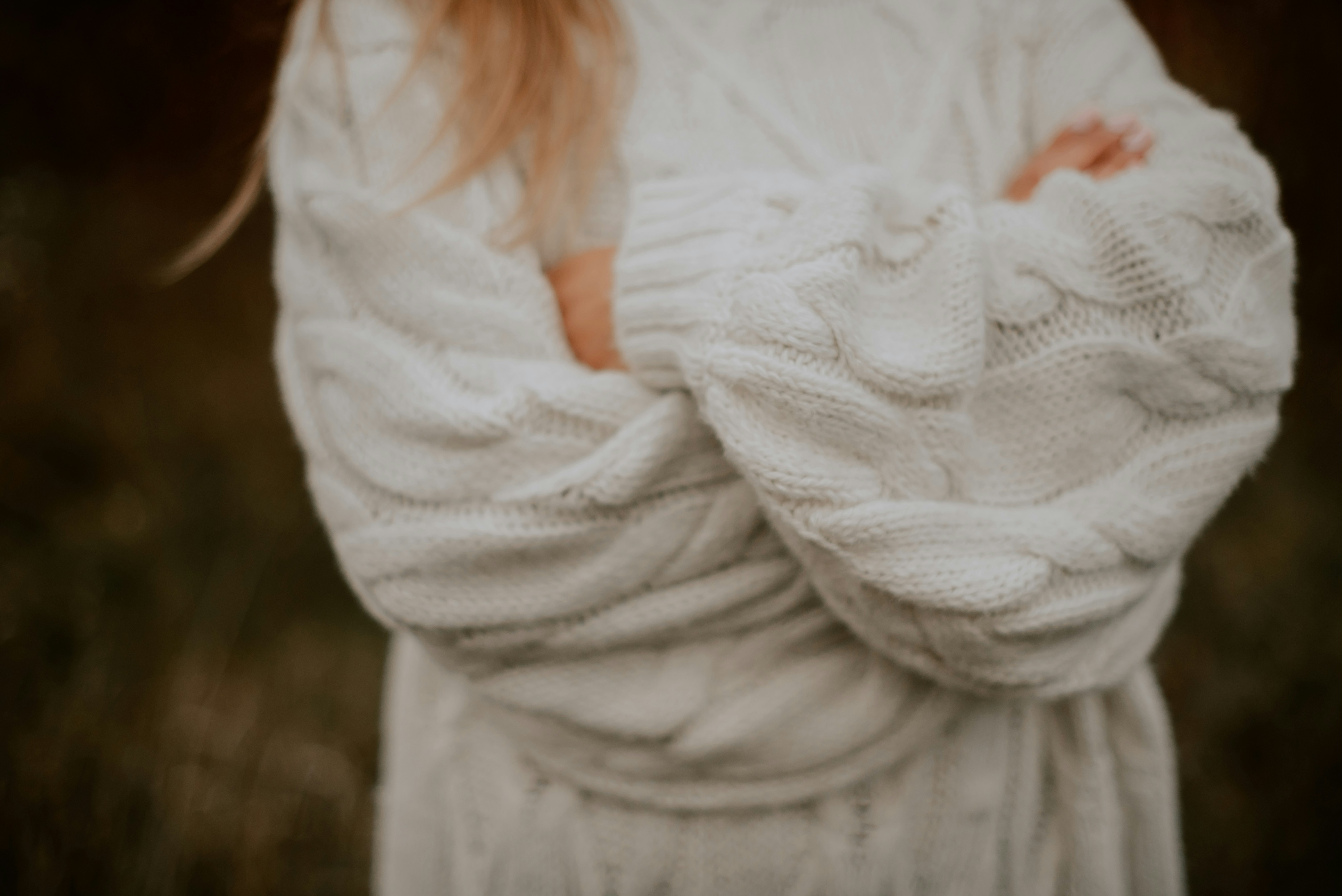 Cozy Autumn Layer with an Oversized Cardigan
