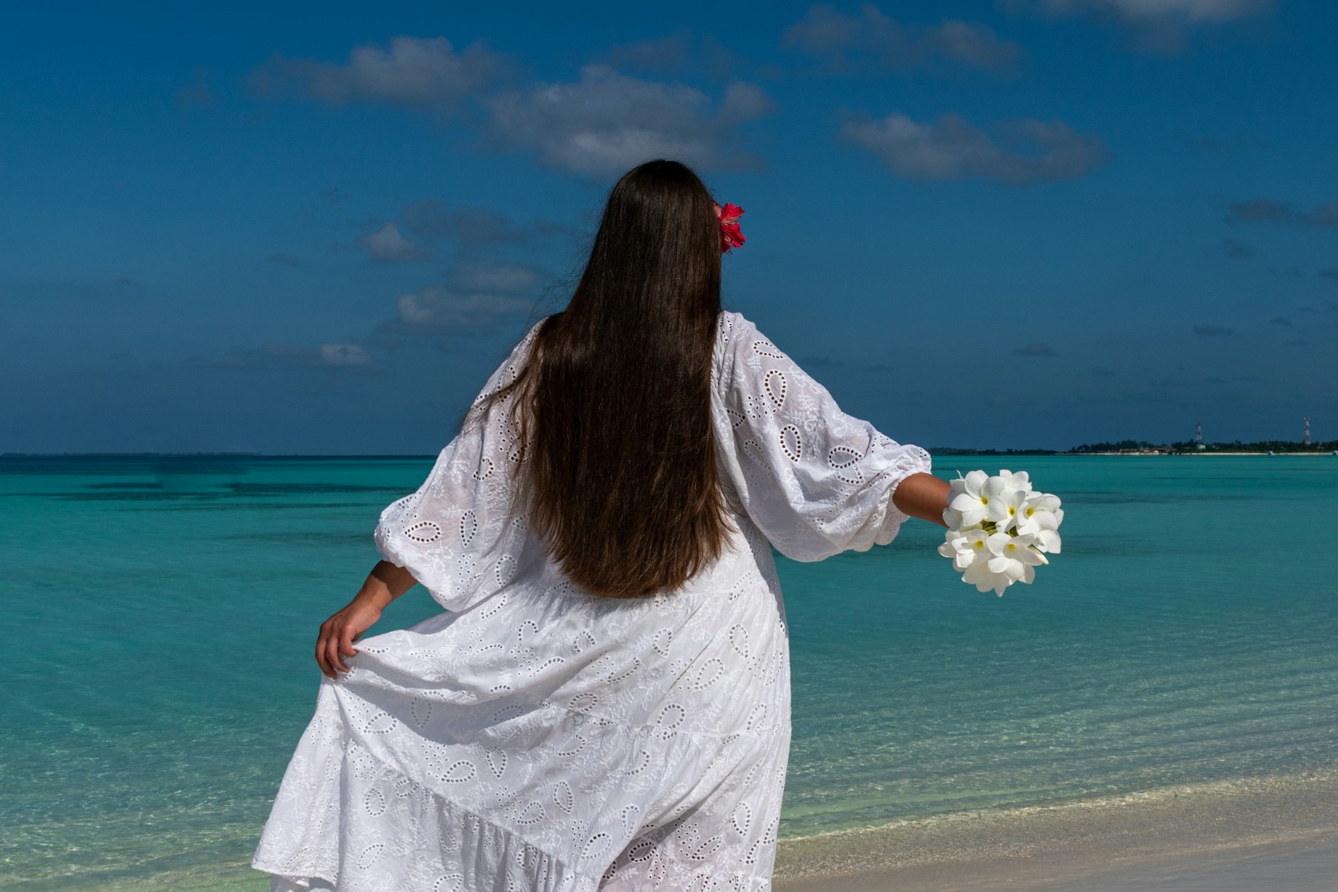 Bohemian Beach Wedding Guest with a Statement Belt